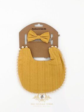 NWT Lovely Girls Baby Bib & Hair Bows Accessory Set Boutique Bohemian Eyelet OS